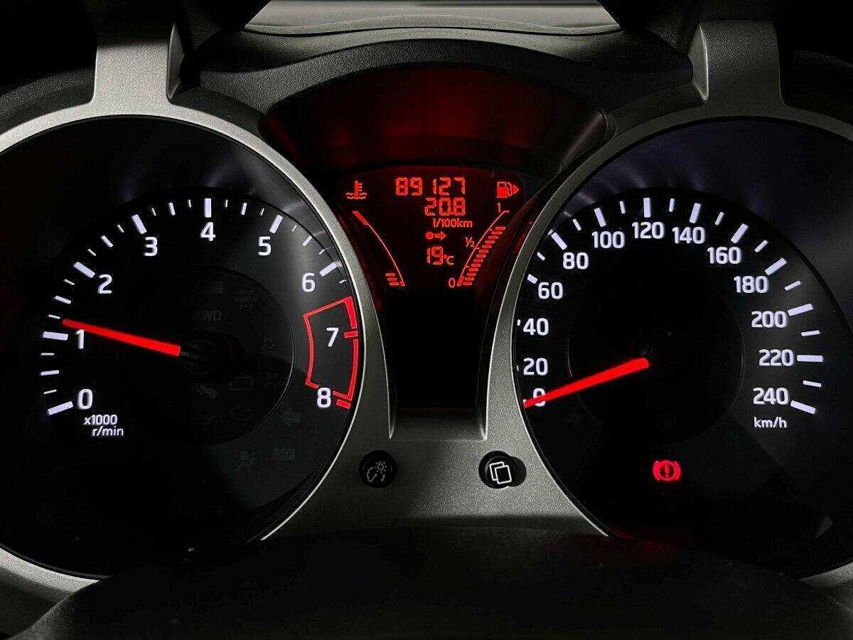 Nissan Juke, 2012 - Фото №10