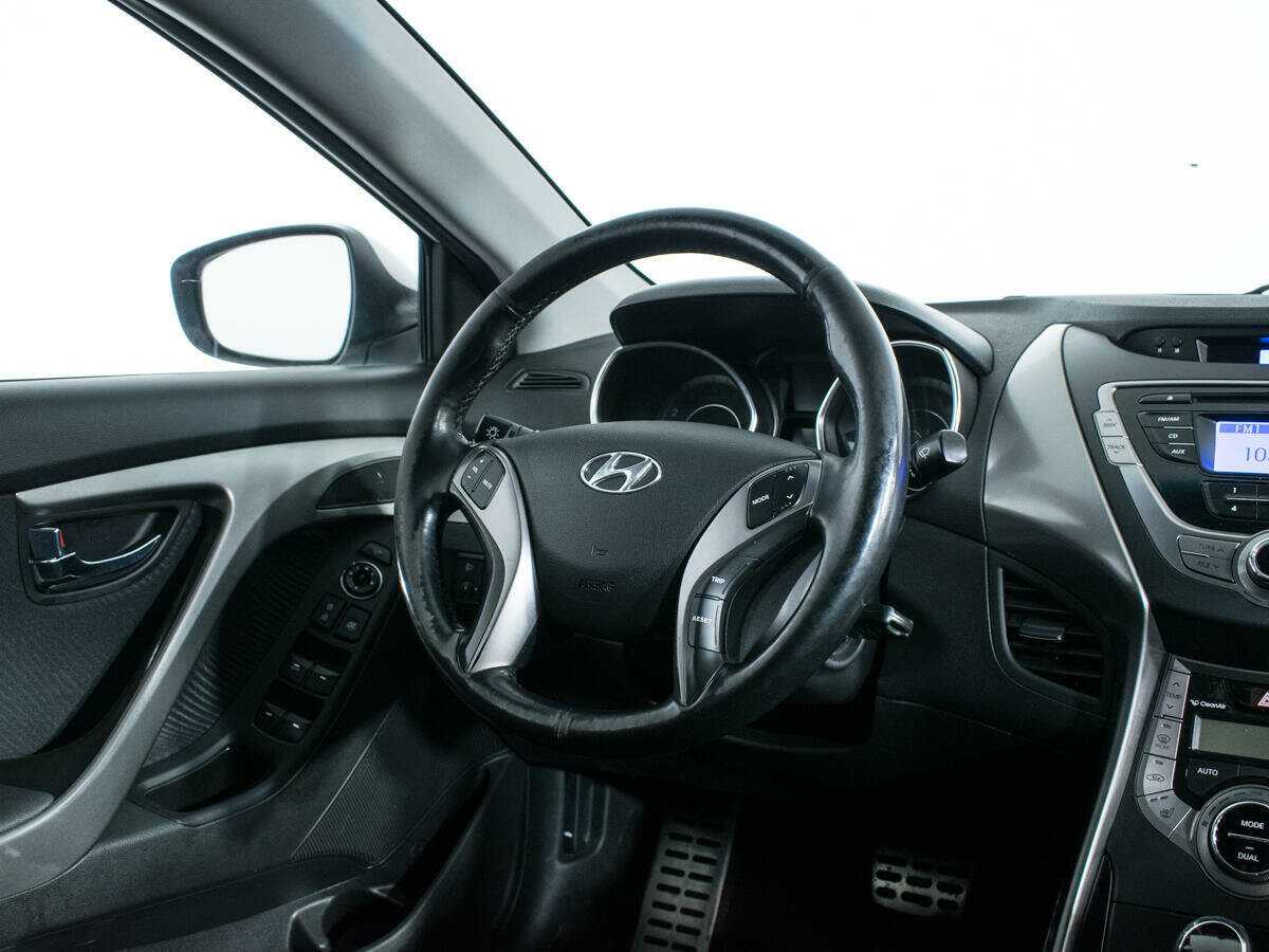 Hyundai Elantra, 2013 - Фото №13