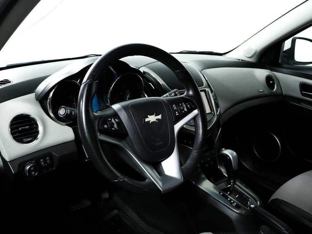Chevrolet Cruze, 2014 - Фото №12