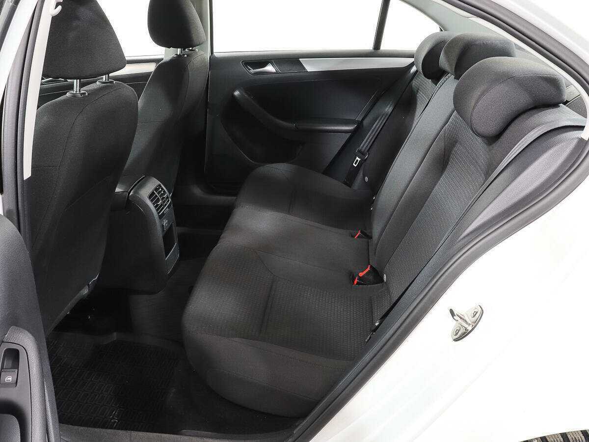 Volkswagen Jetta, 2017 - Фото №9