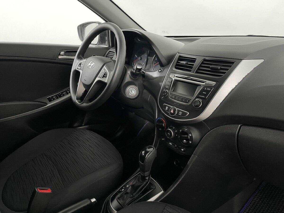 Hyundai Solaris, 2015 - Фото №8