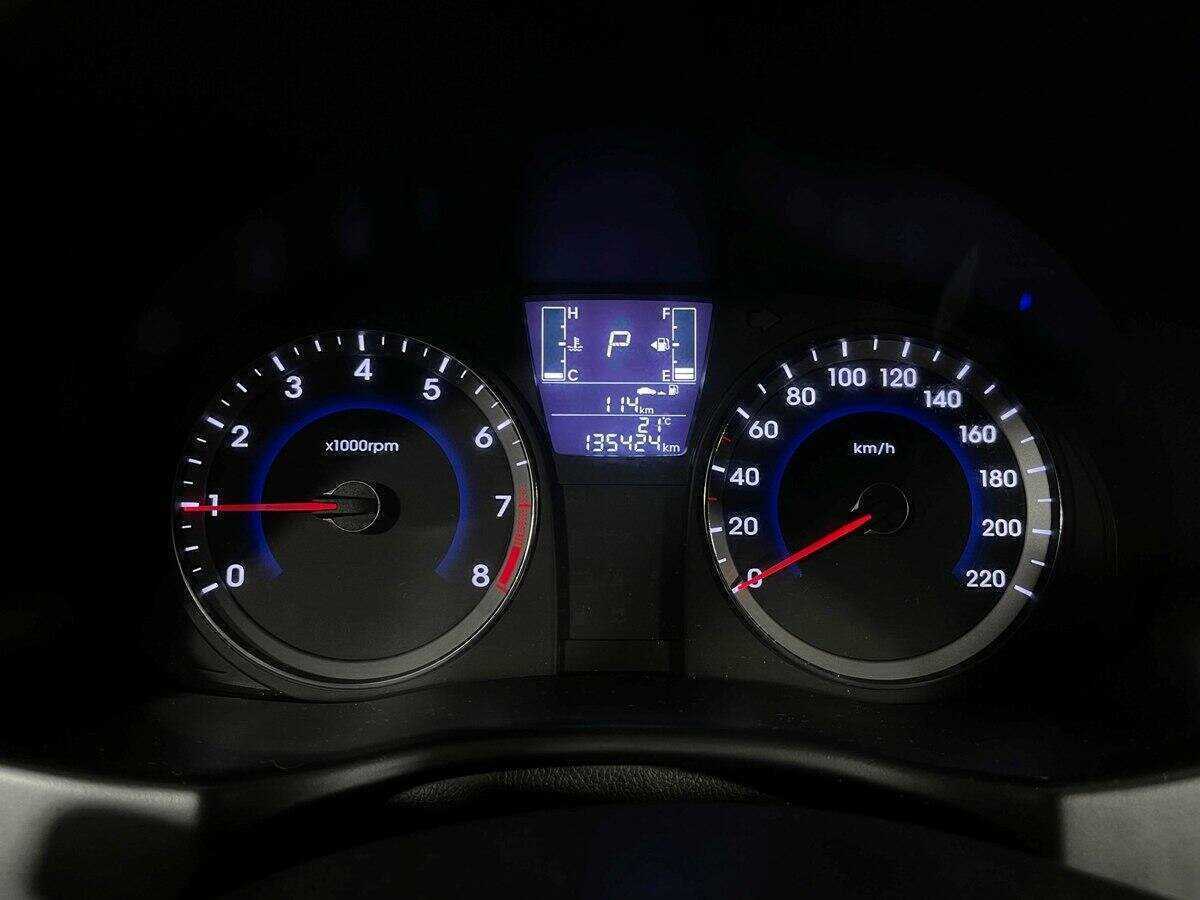 Hyundai Solaris, 2015 - Фото №10