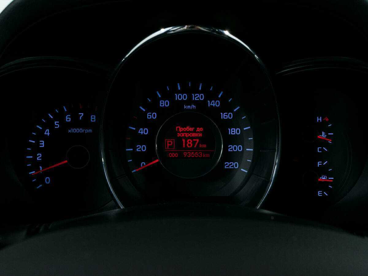 Kia Rio 4-speed, 2013 - Фото №11