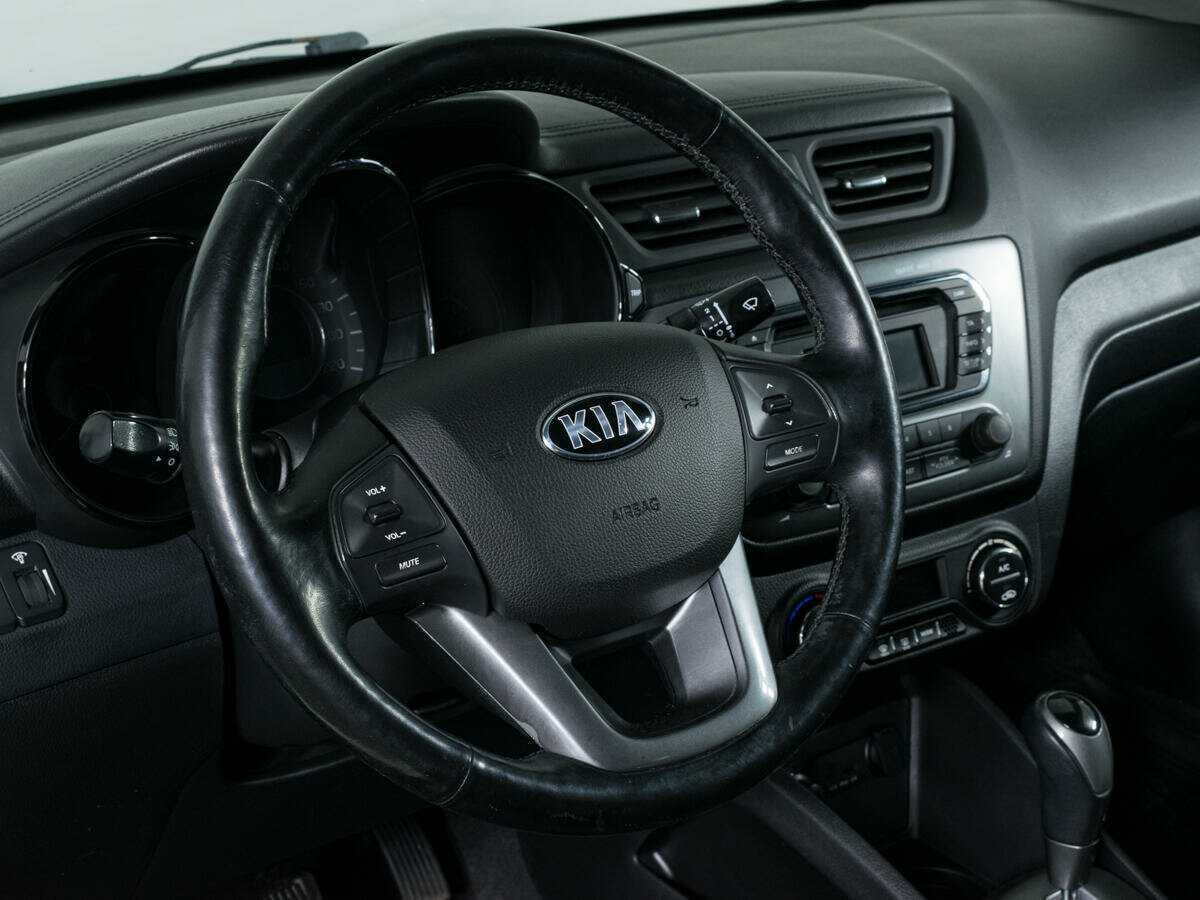 Kia Rio 4-speed, 2013 - Фото №12