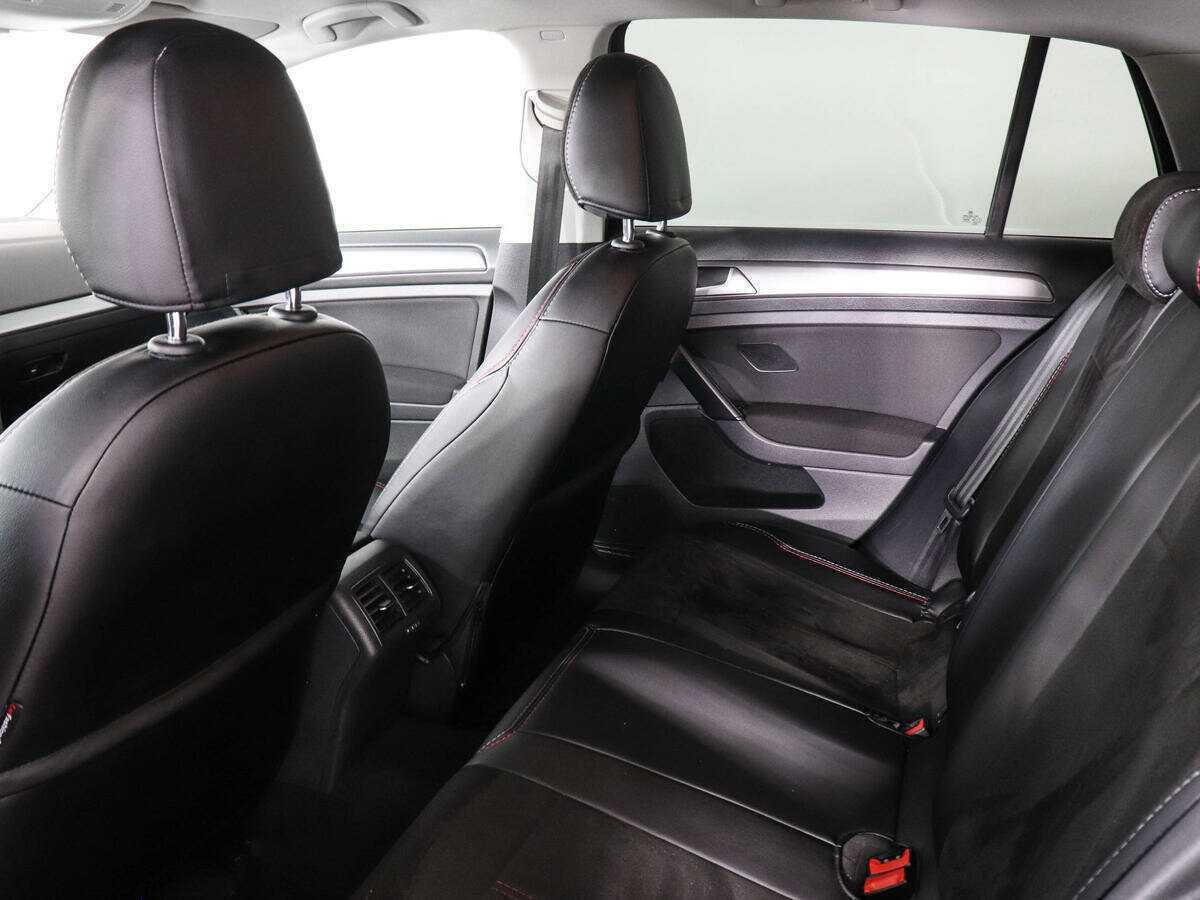 Volkswagen Golf, 2013 - Фото №9