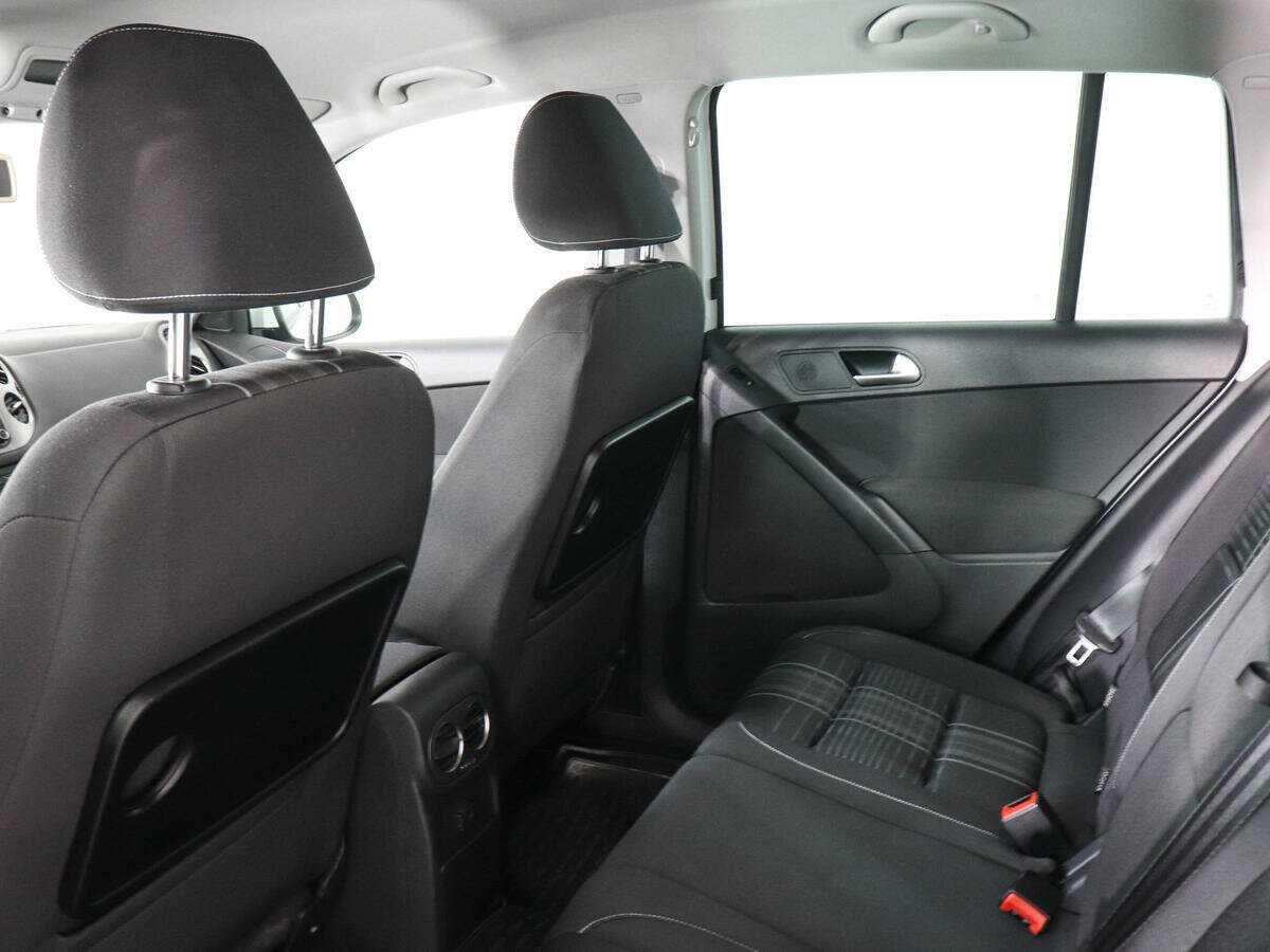 Volkswagen Tiguan, 2016 - Фото №11