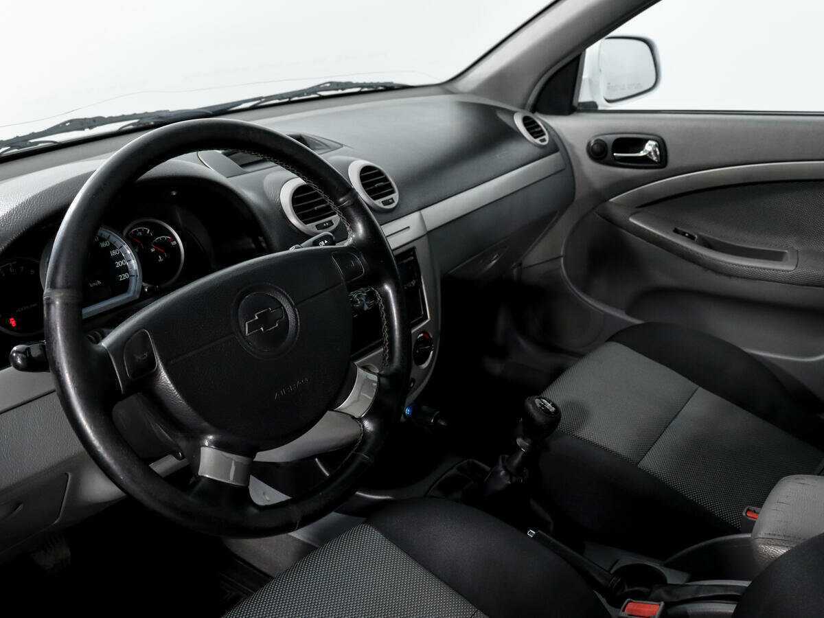 Chevrolet Lacetti, 2012 - Фото №8