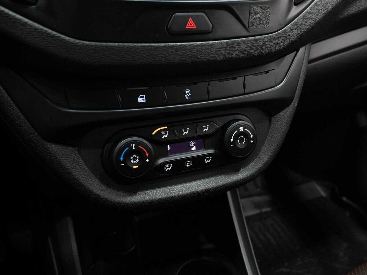 Lada (ВАЗ) Vesta, 2021 - Фото №14