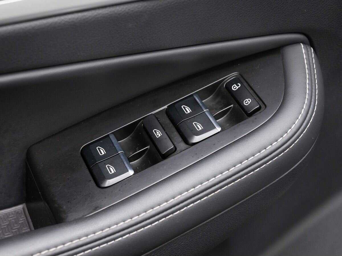 Geely Emgrand X7, 2020 - Фото №16