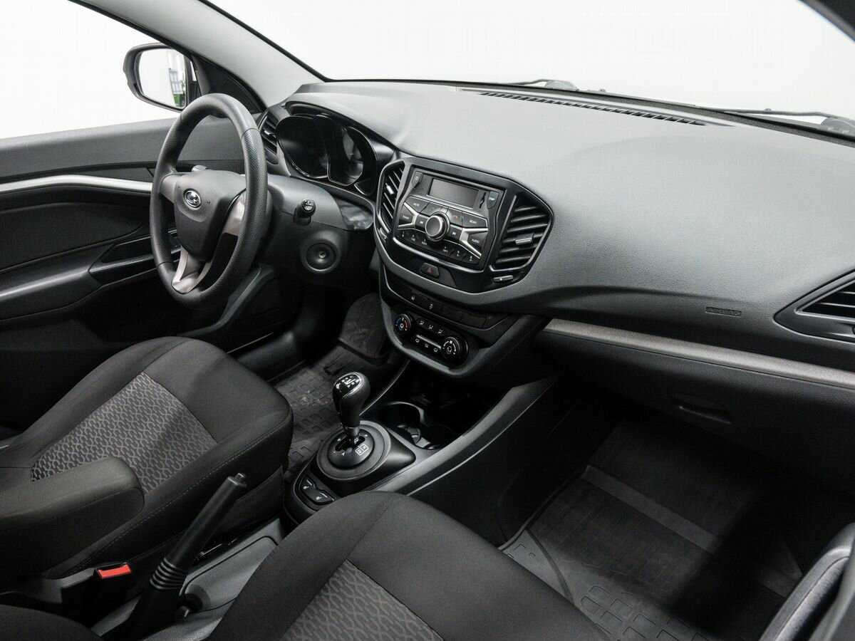 Lada (ВАЗ) Vesta, 2017 - Фото №7