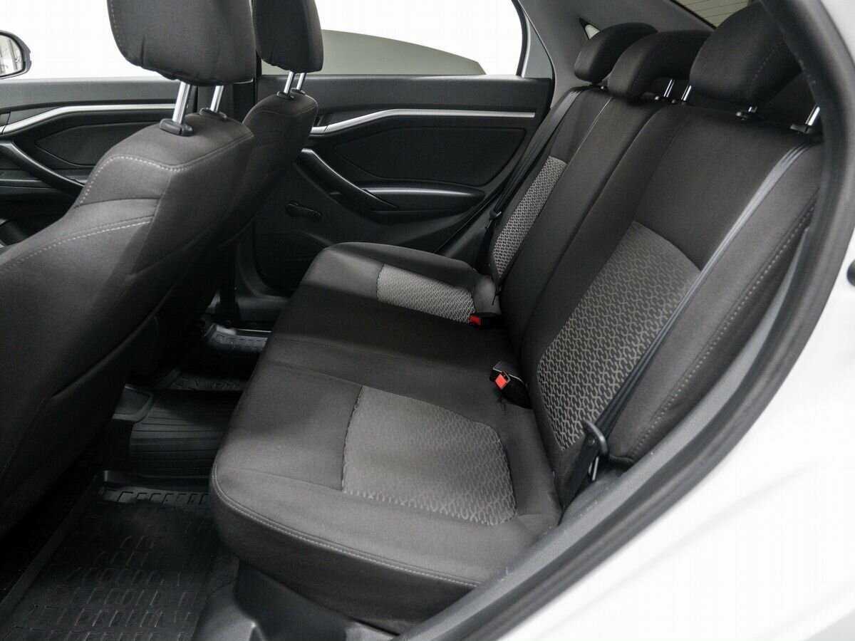 Lada (ВАЗ) Vesta, 2017 - Фото №12