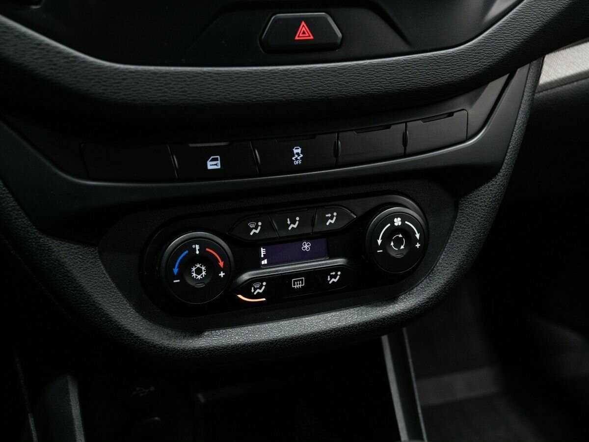 Lada (ВАЗ) Vesta, 2017 - Фото №18