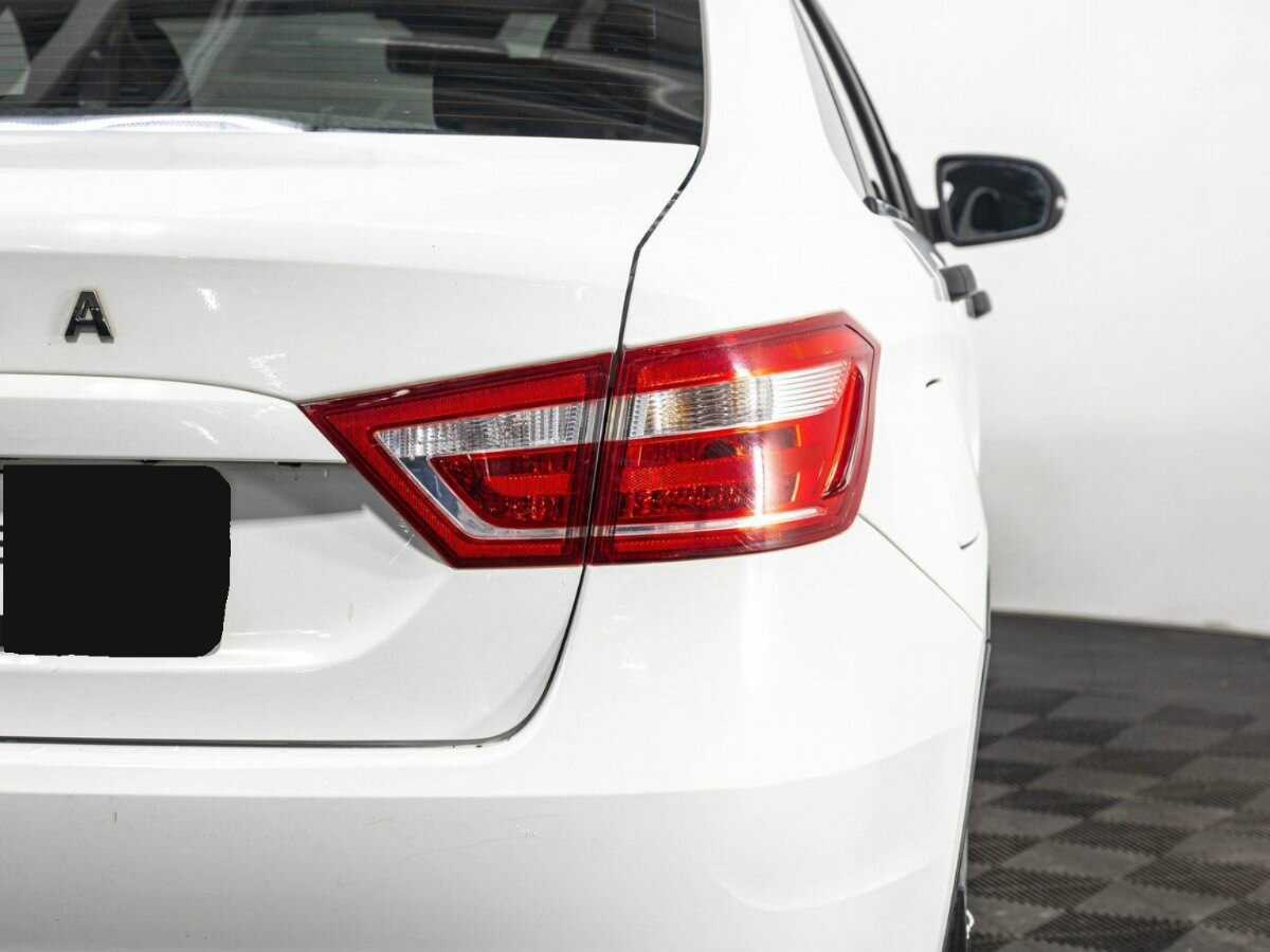 Lada (ВАЗ) Vesta, 2019 - Фото №6