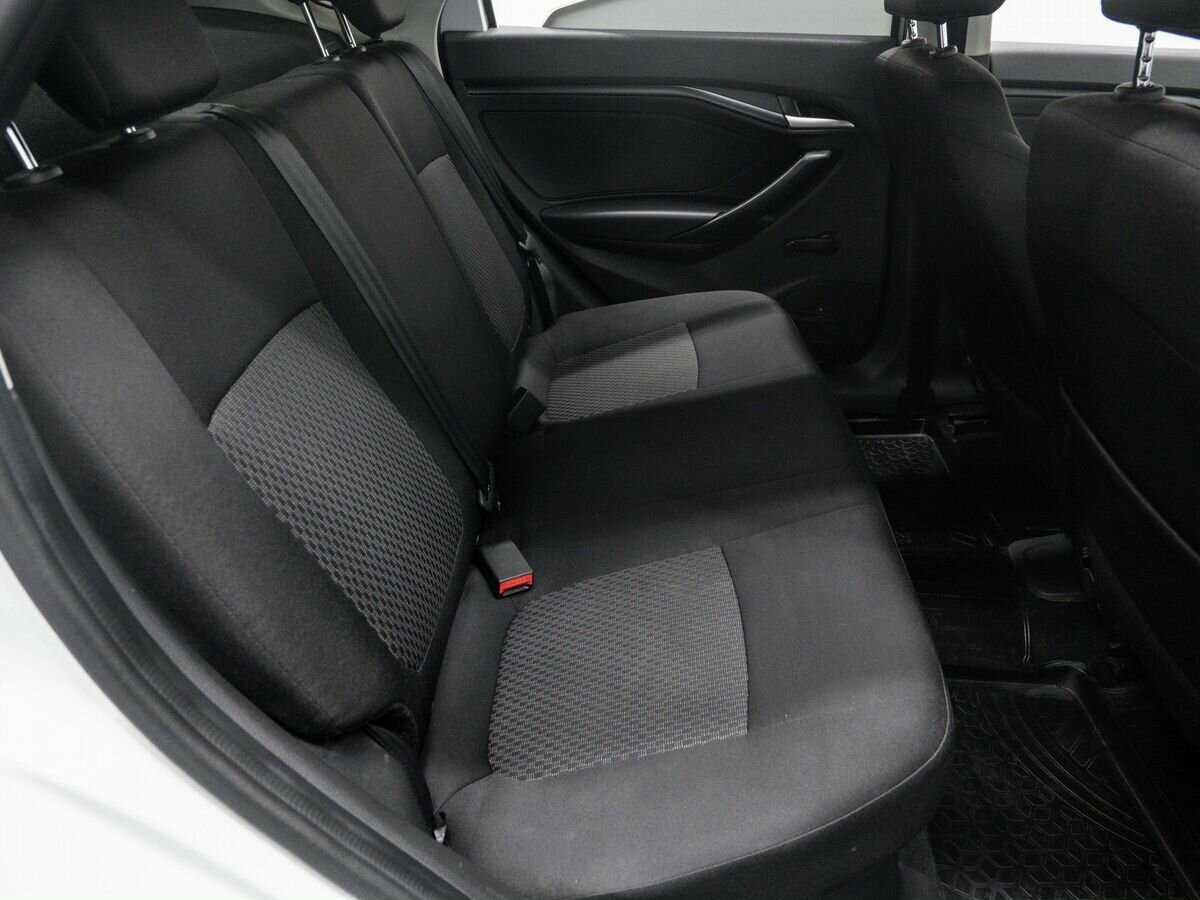 Lada (ВАЗ) Vesta, 2019 - Фото №9