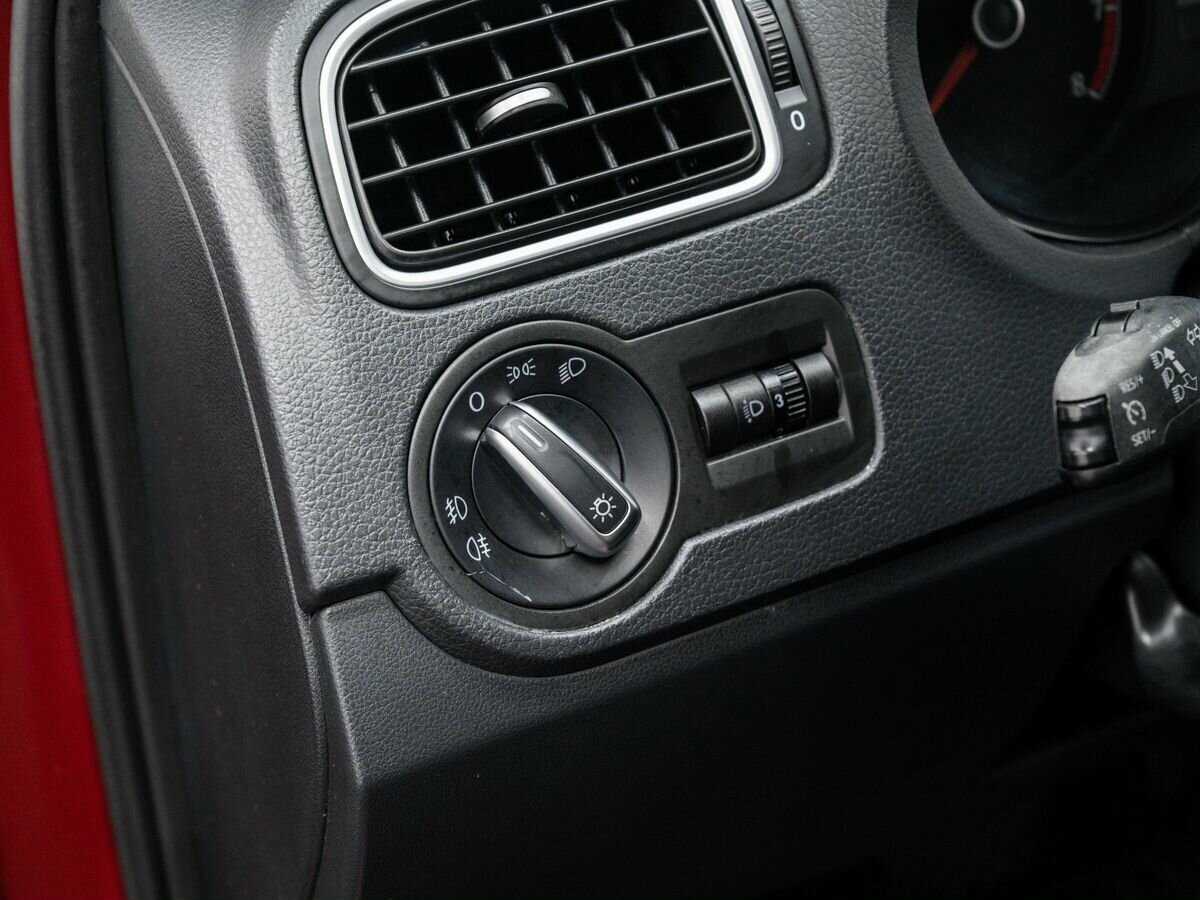 Volkswagen Polo, 2017 - Фото №13