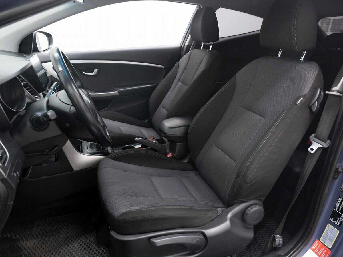 Hyundai i30, 2013 - Фото №9