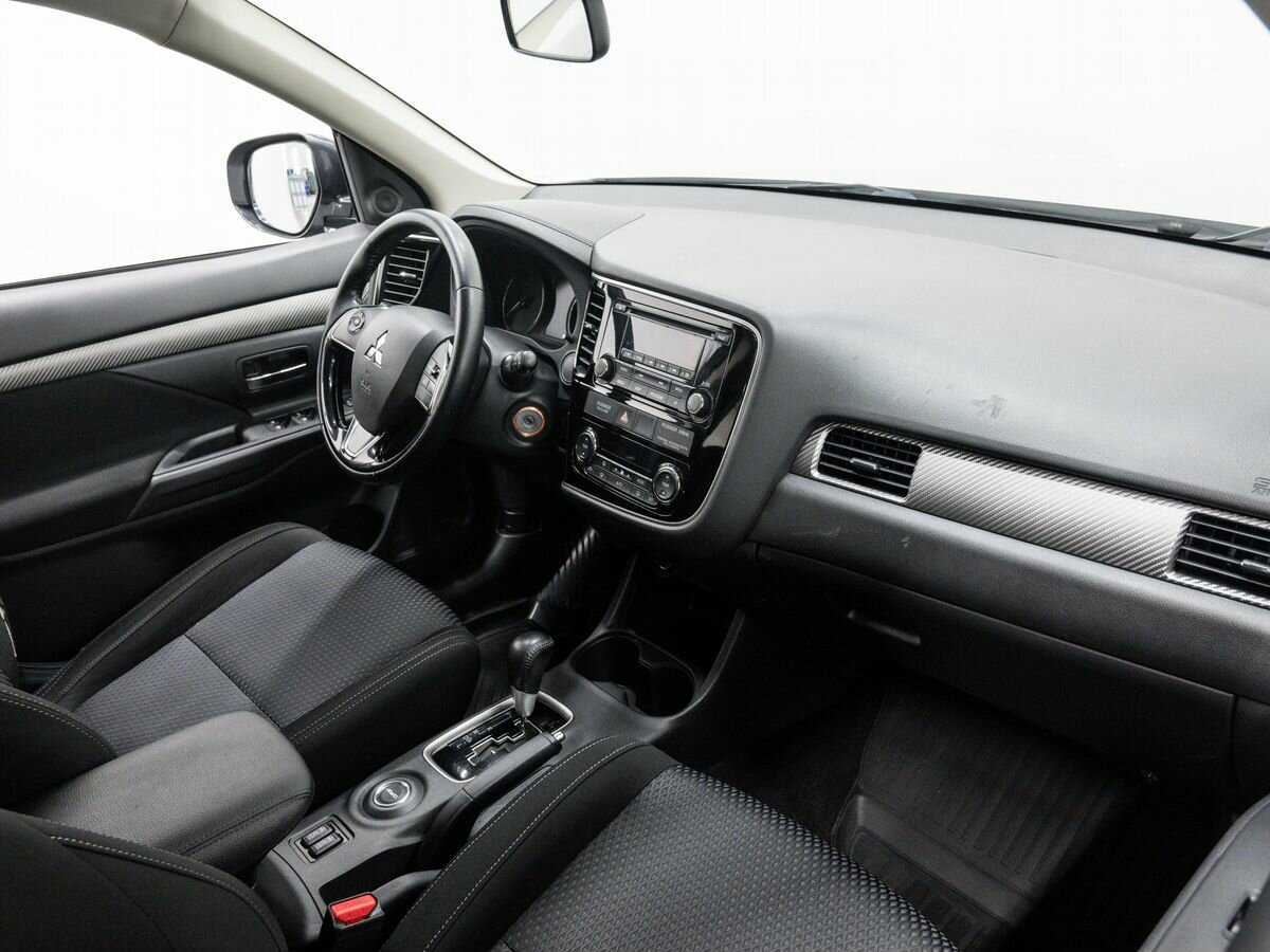Mitsubishi Outlander, 2016 - Фото №8