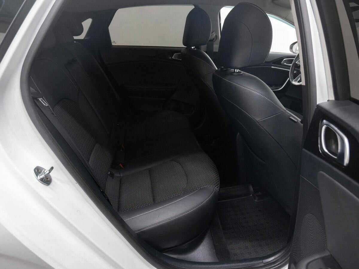 Kia Ceed, 2018 - Фото №10