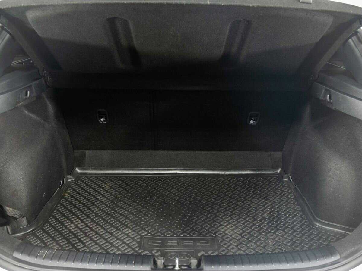 Kia Ceed, 2018 - Фото №23
