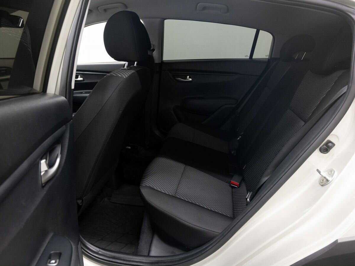 Kia Rio X-Line, 2020 - Фото №10