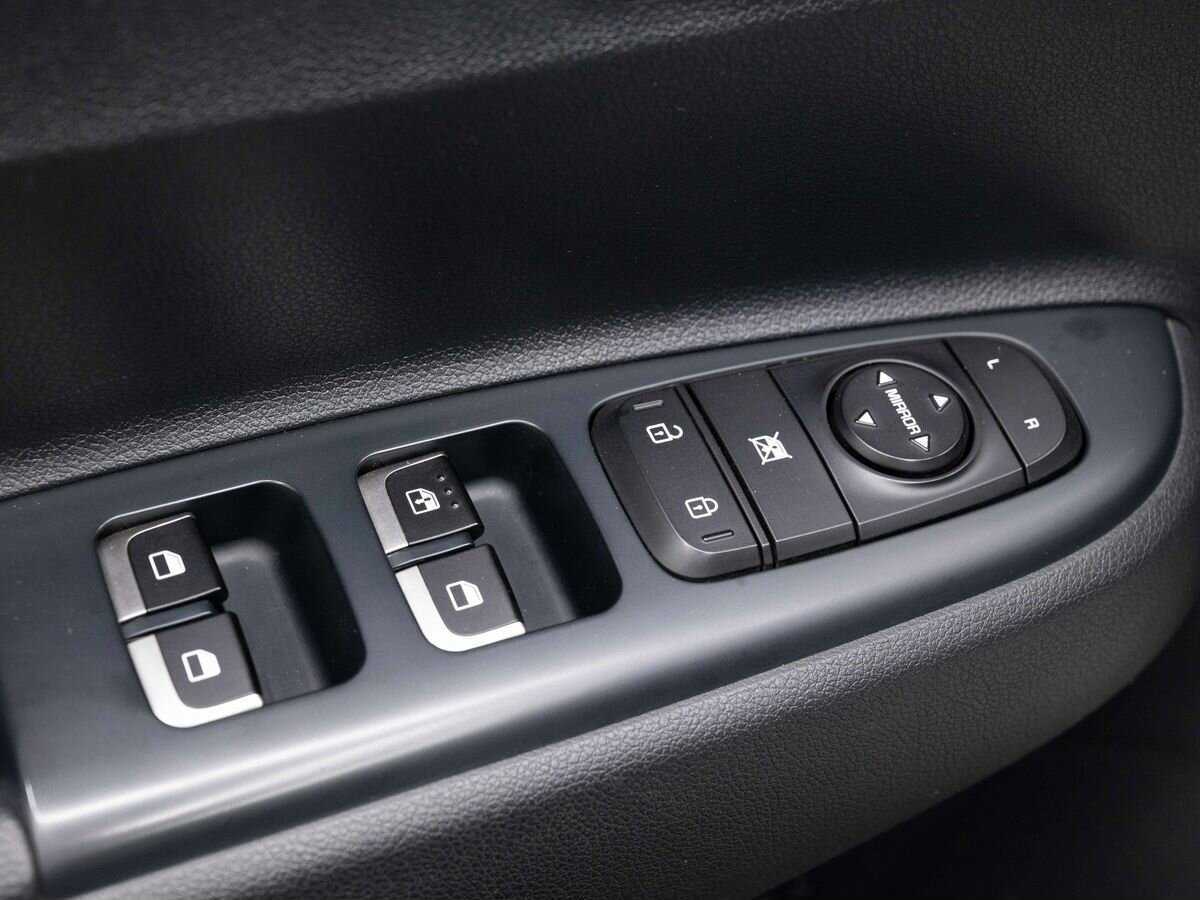 Kia Rio X-Line, 2020 - Фото №17