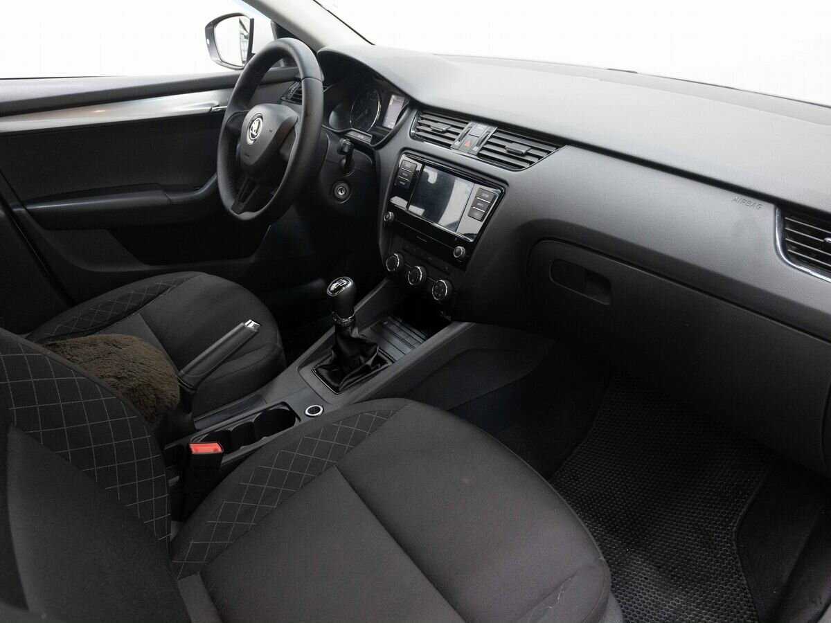 Skoda Octavia, 2018 - Фото №11