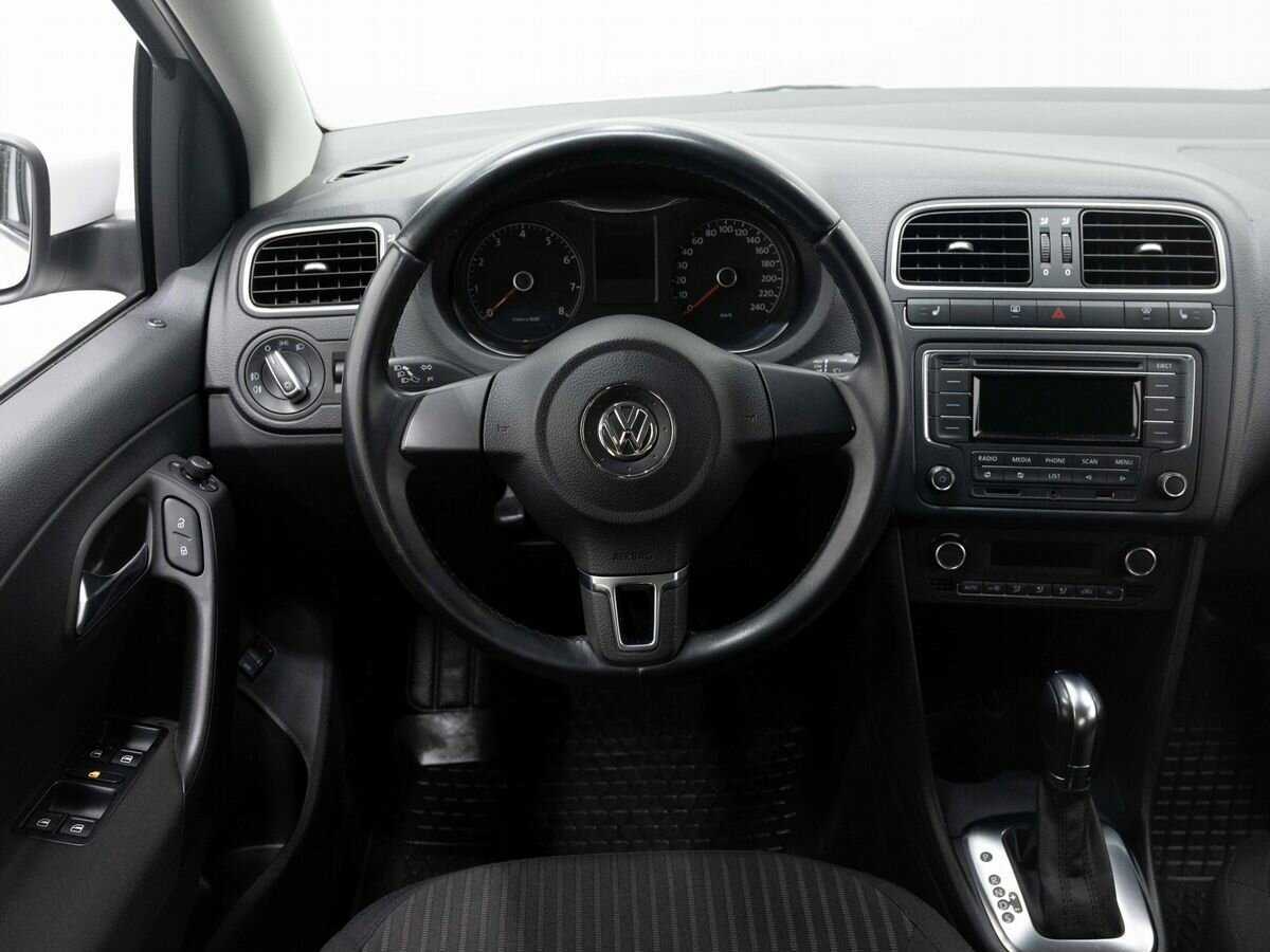 Volkswagen Polo, 2014 - Фото №12