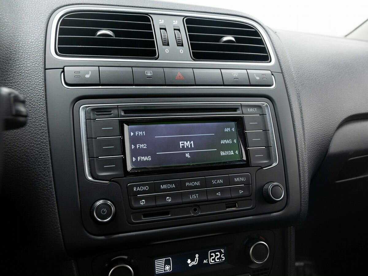 Volkswagen Polo, 2014 - Фото №14