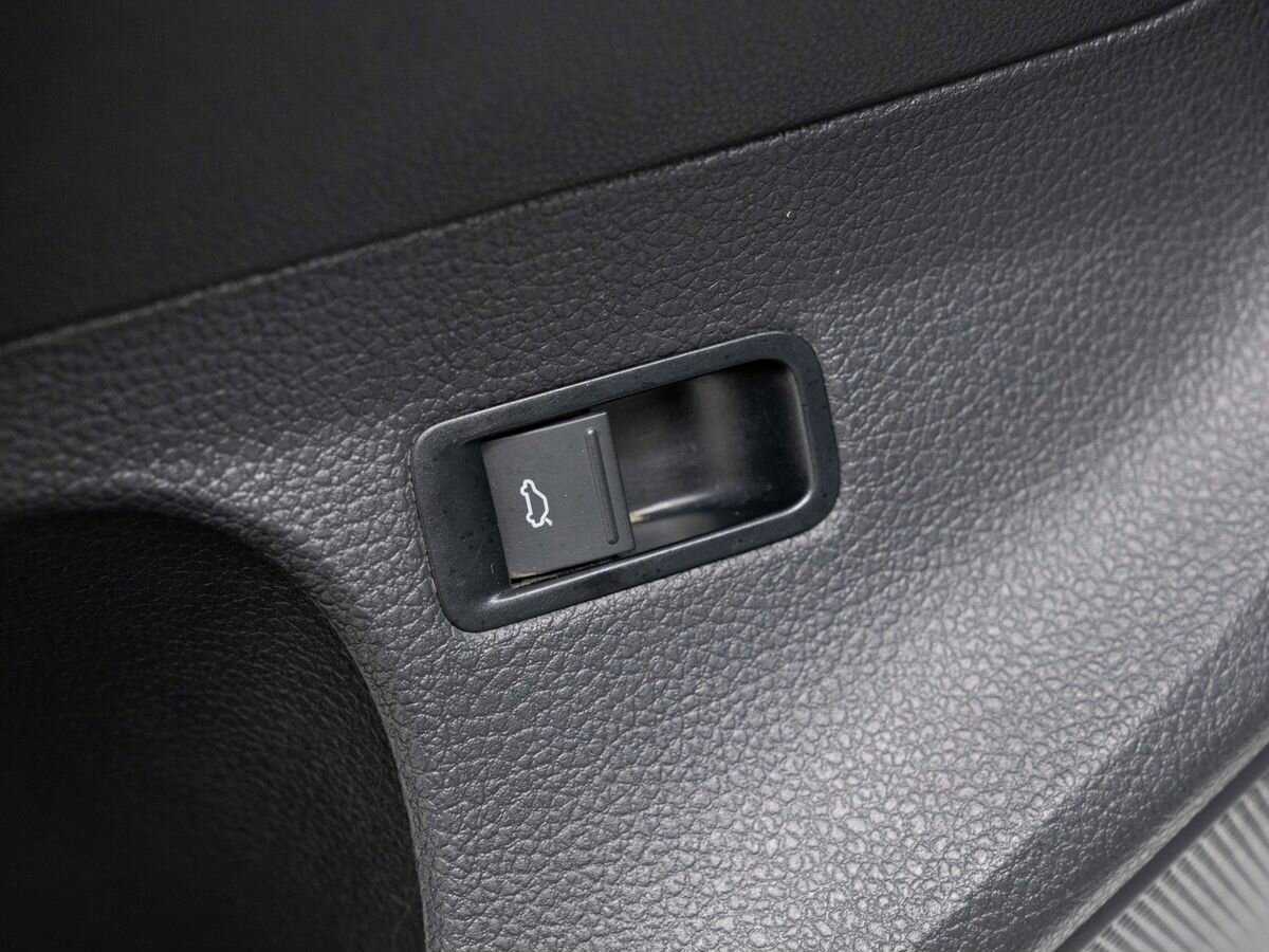 Volkswagen Polo, 2014 - Фото №15