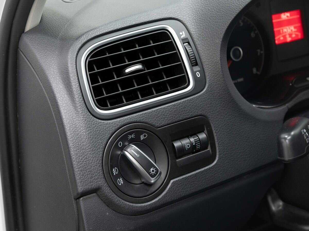 Volkswagen Polo, 2014 - Фото №16