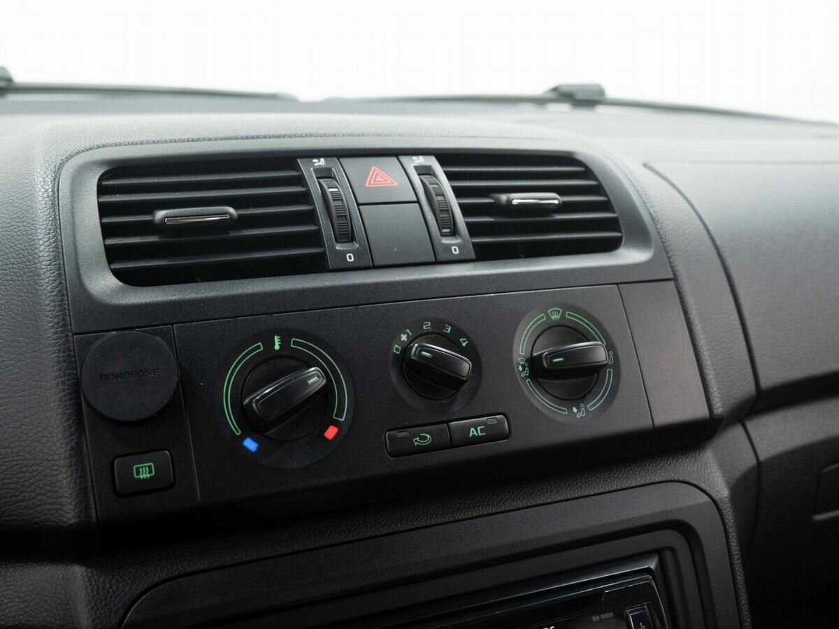 Skoda Fabia, 2013 - Фото №17