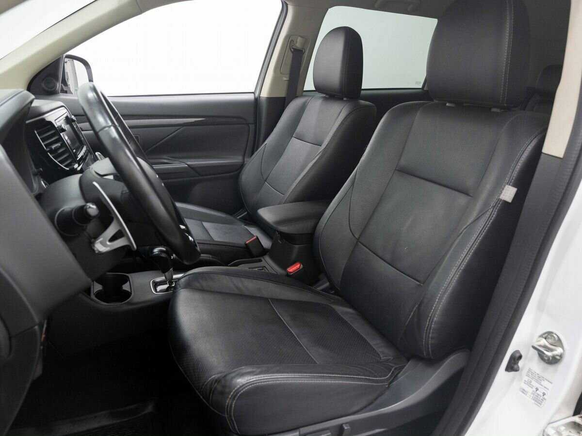 Mitsubishi Outlander, 2016 - Фото №9