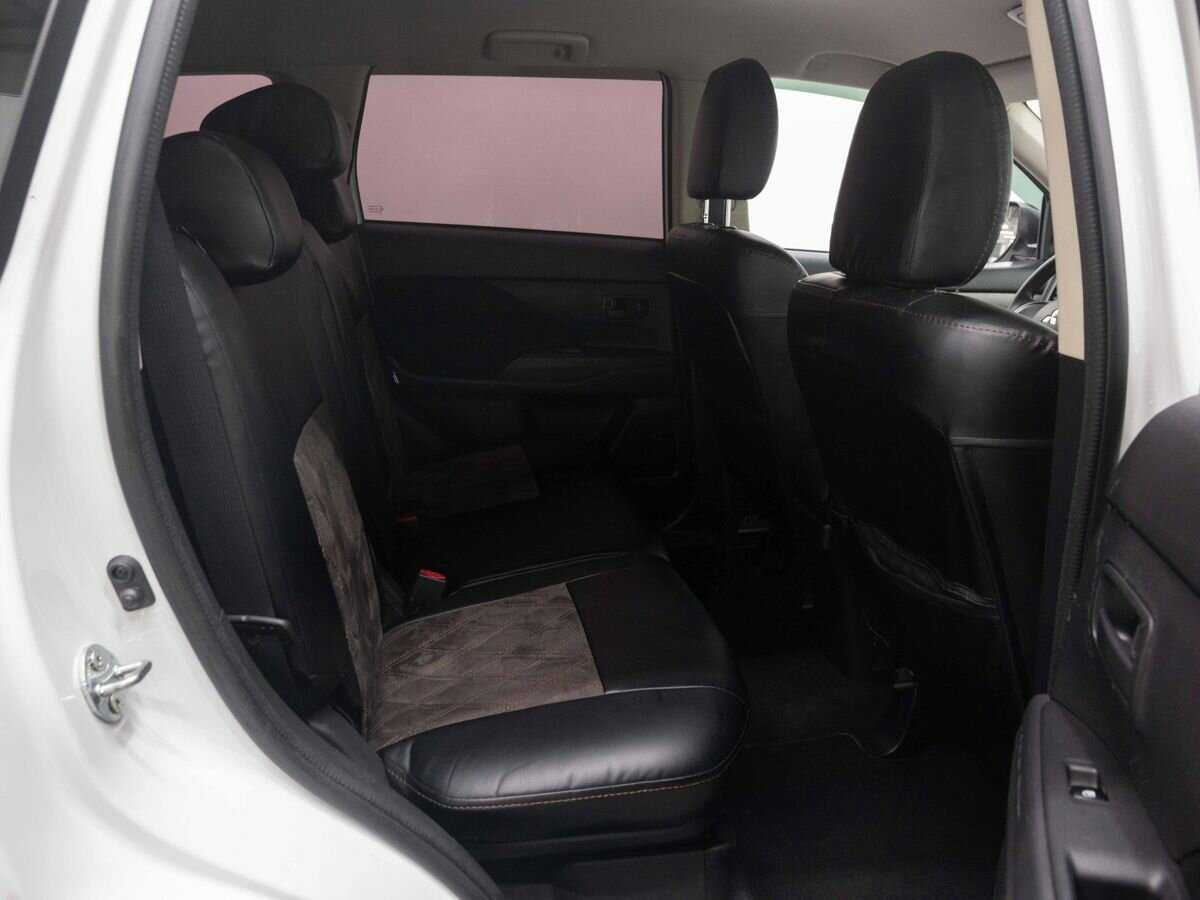 Mitsubishi Outlander, 2018 - Фото №11