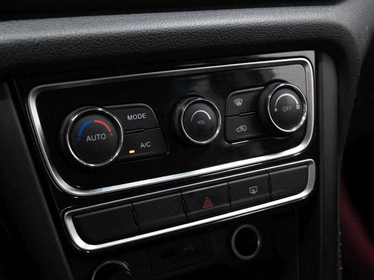 CHERY Tiggo 3, 2017 - Фото №17