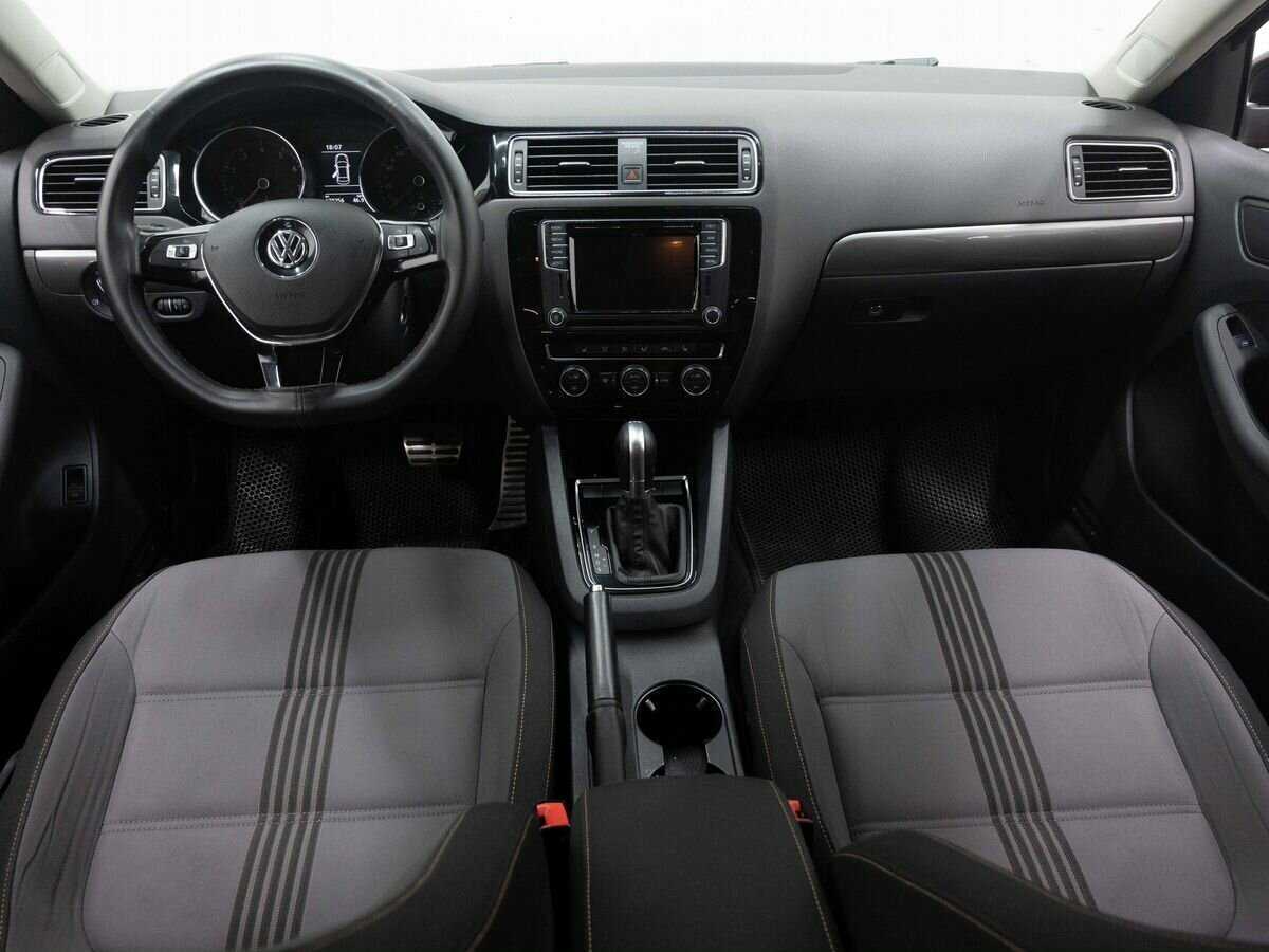 Volkswagen Jetta, 2016 - Фото №12