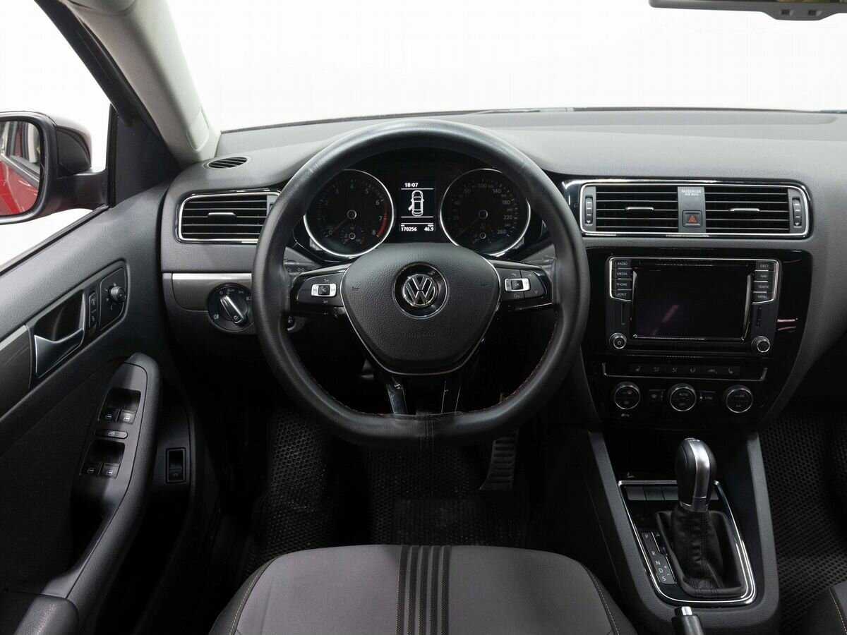 Volkswagen Jetta, 2016 - Фото №13