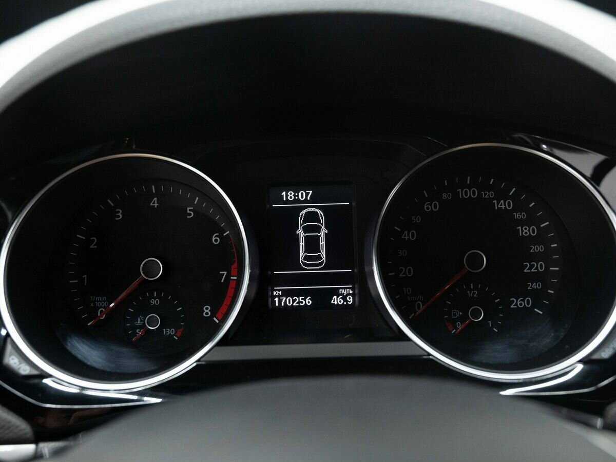 Volkswagen Jetta, 2016 - Фото №16