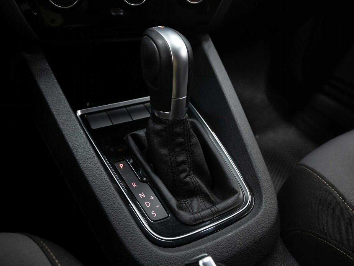 Volkswagen Jetta, 2016 - Фото №20