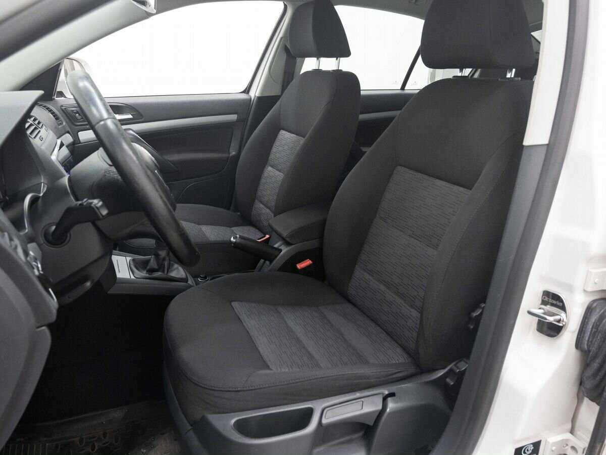 Skoda Octavia, 2012 - Фото №7