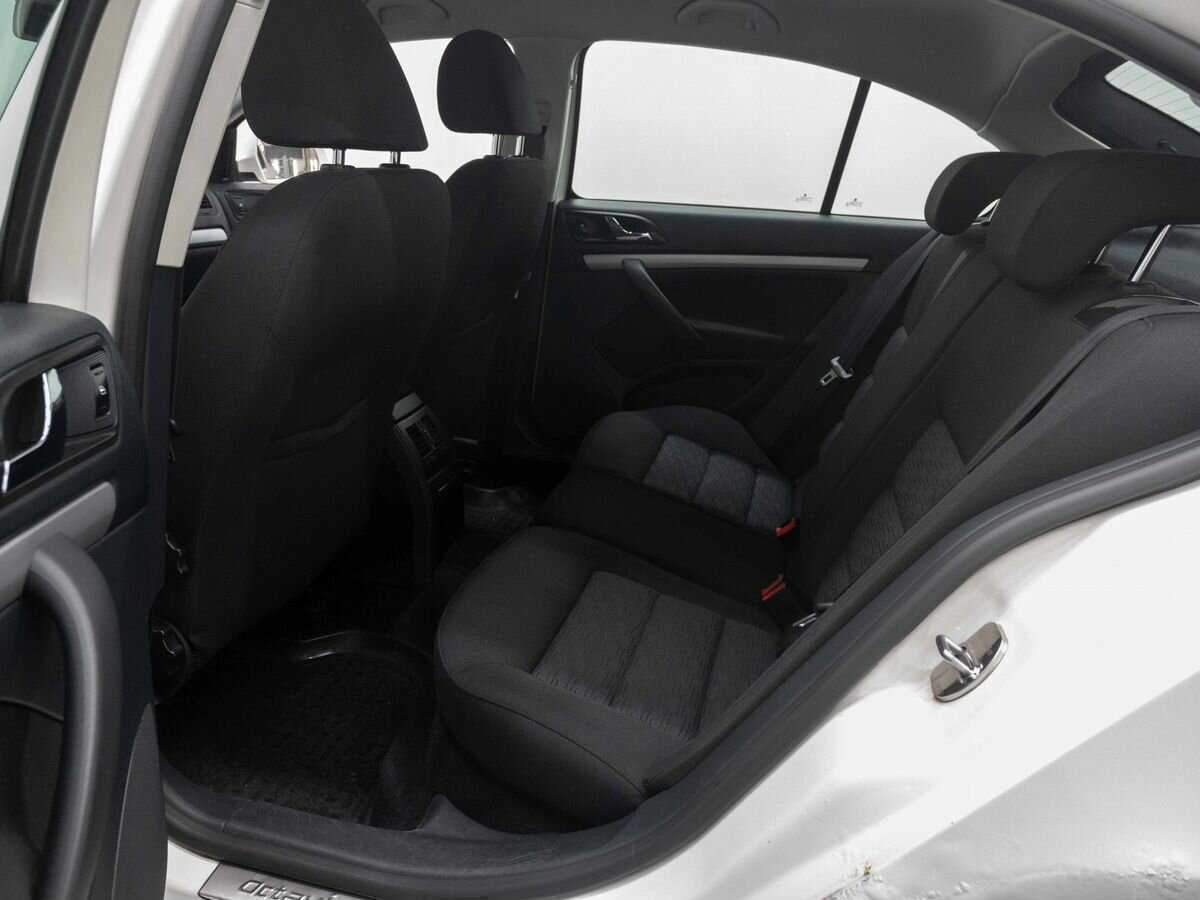 Skoda Octavia, 2012 - Фото №8