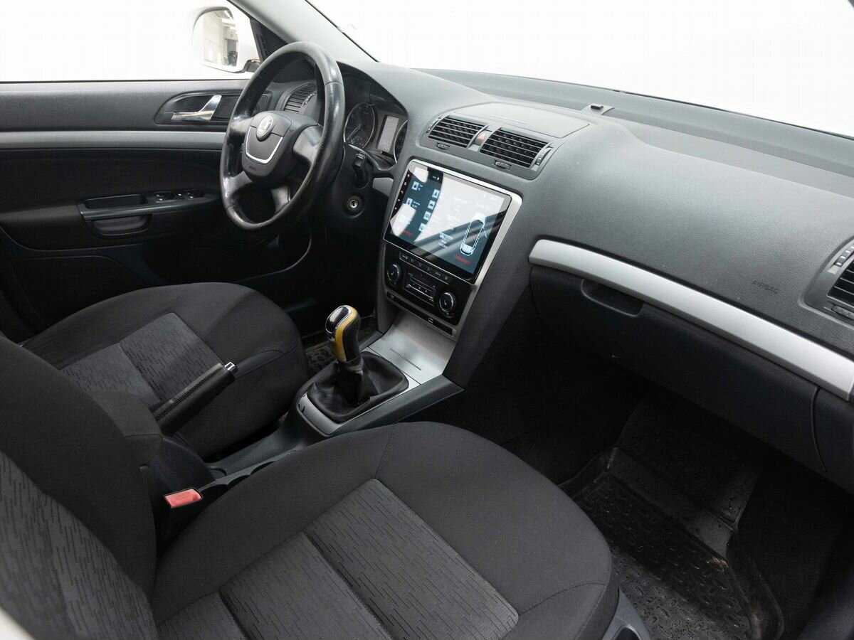 Skoda Octavia, 2012 - Фото №10