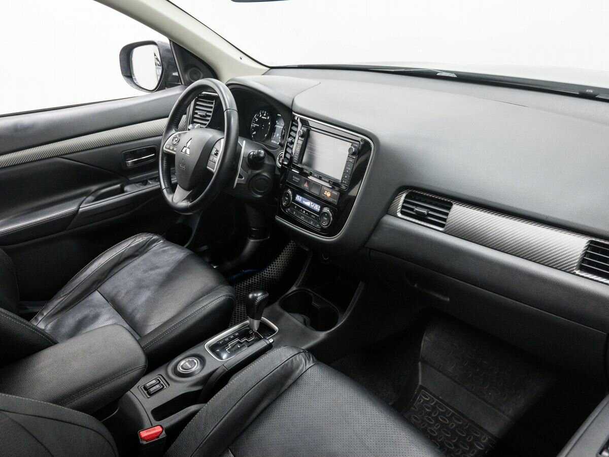 Mitsubishi Outlander, 2013 - Фото №6