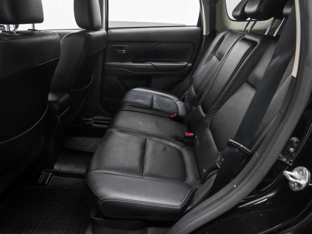 Mitsubishi Outlander, 2013 - Фото №11