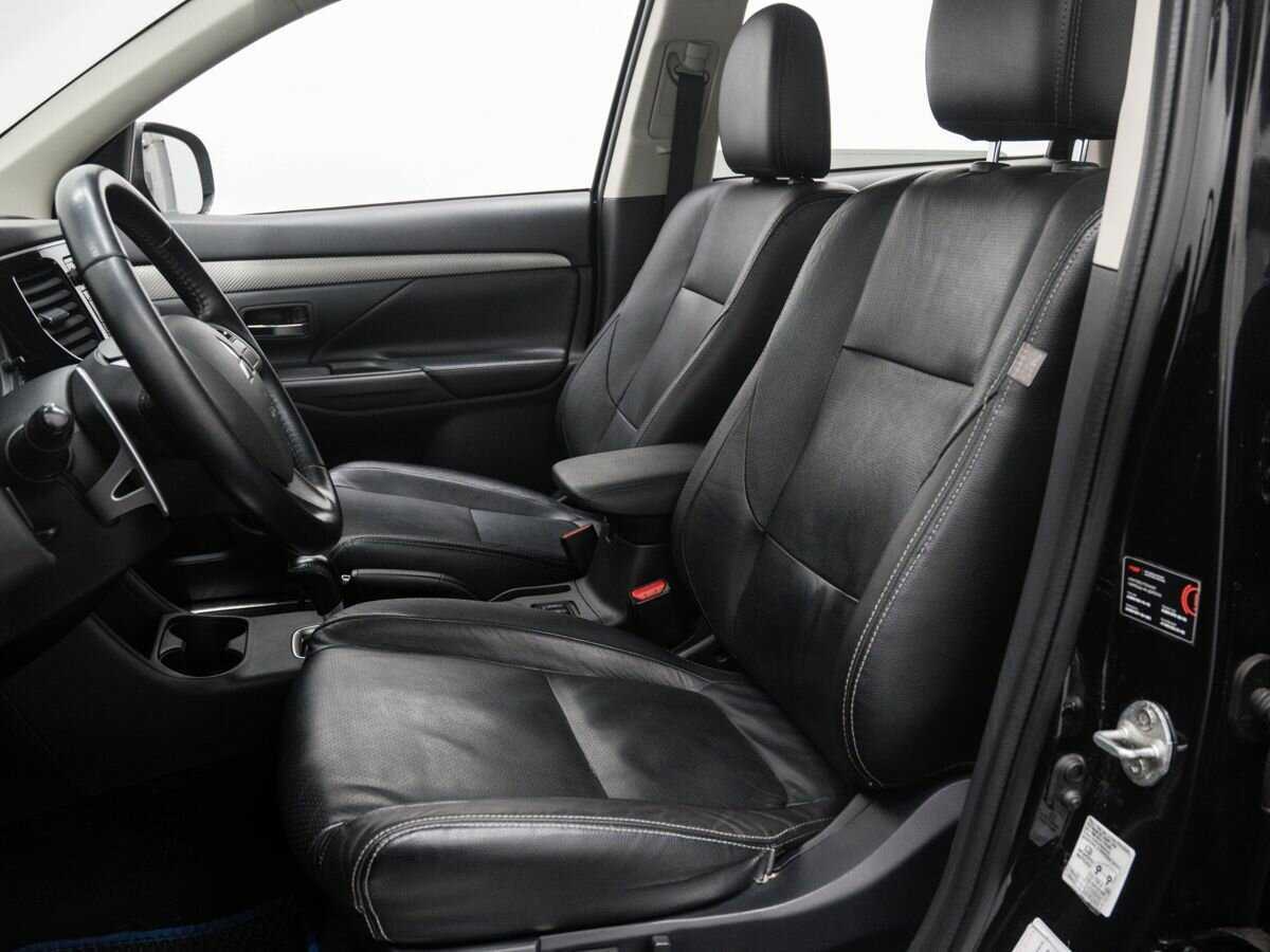 Mitsubishi Outlander, 2013 - Фото №13