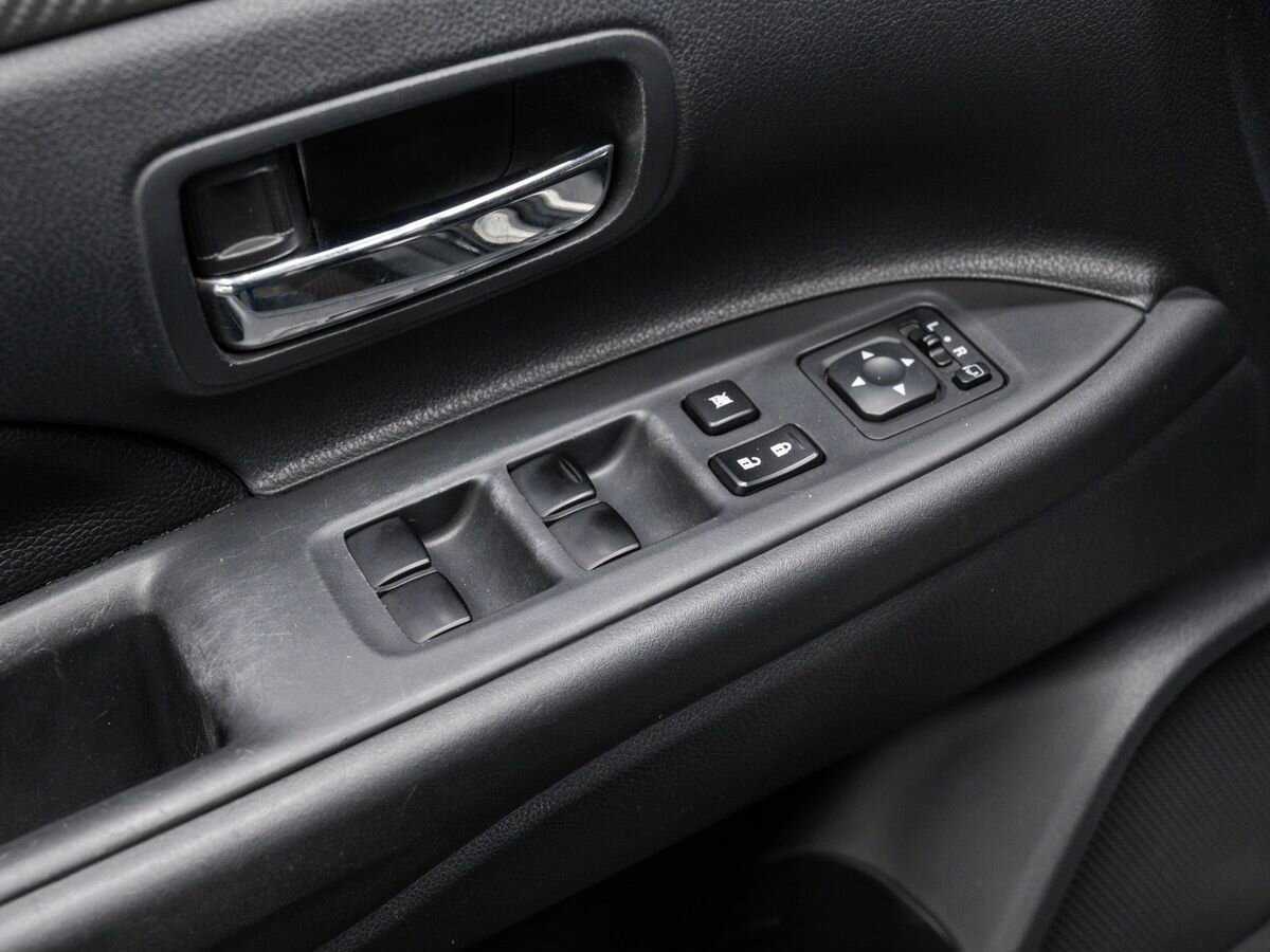 Mitsubishi Outlander, 2013 - Фото №14