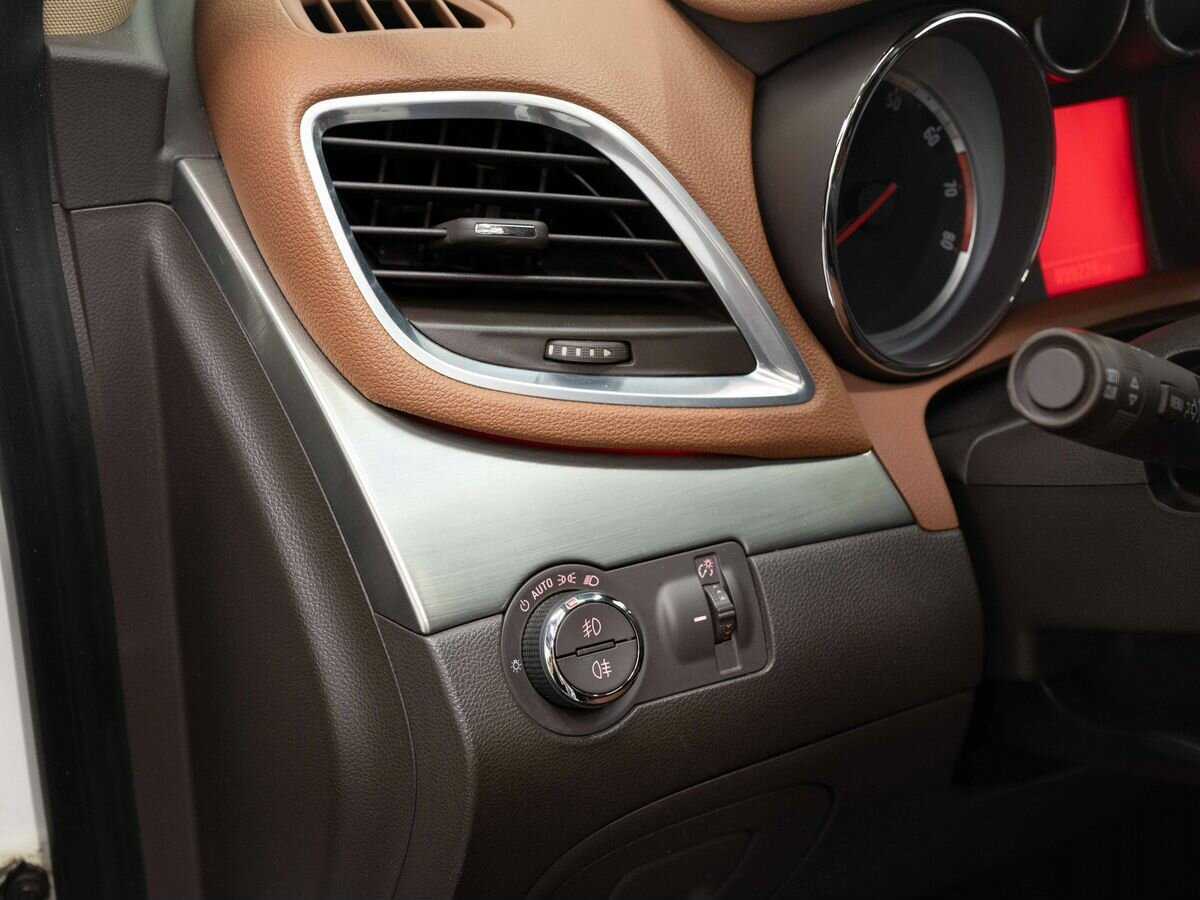 Opel Mokka, 2014 - Фото №17