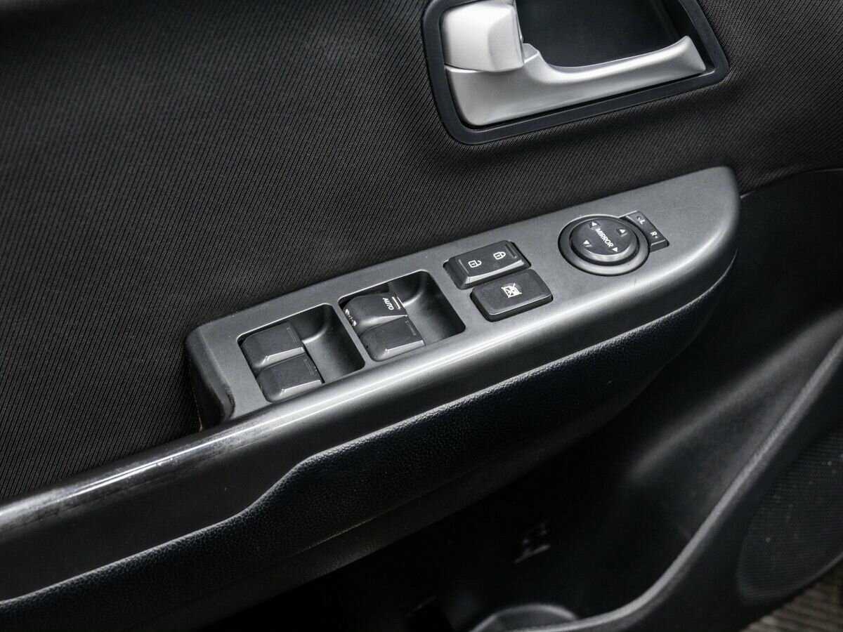 Kia Rio 5-speed, 2013 - Фото №16