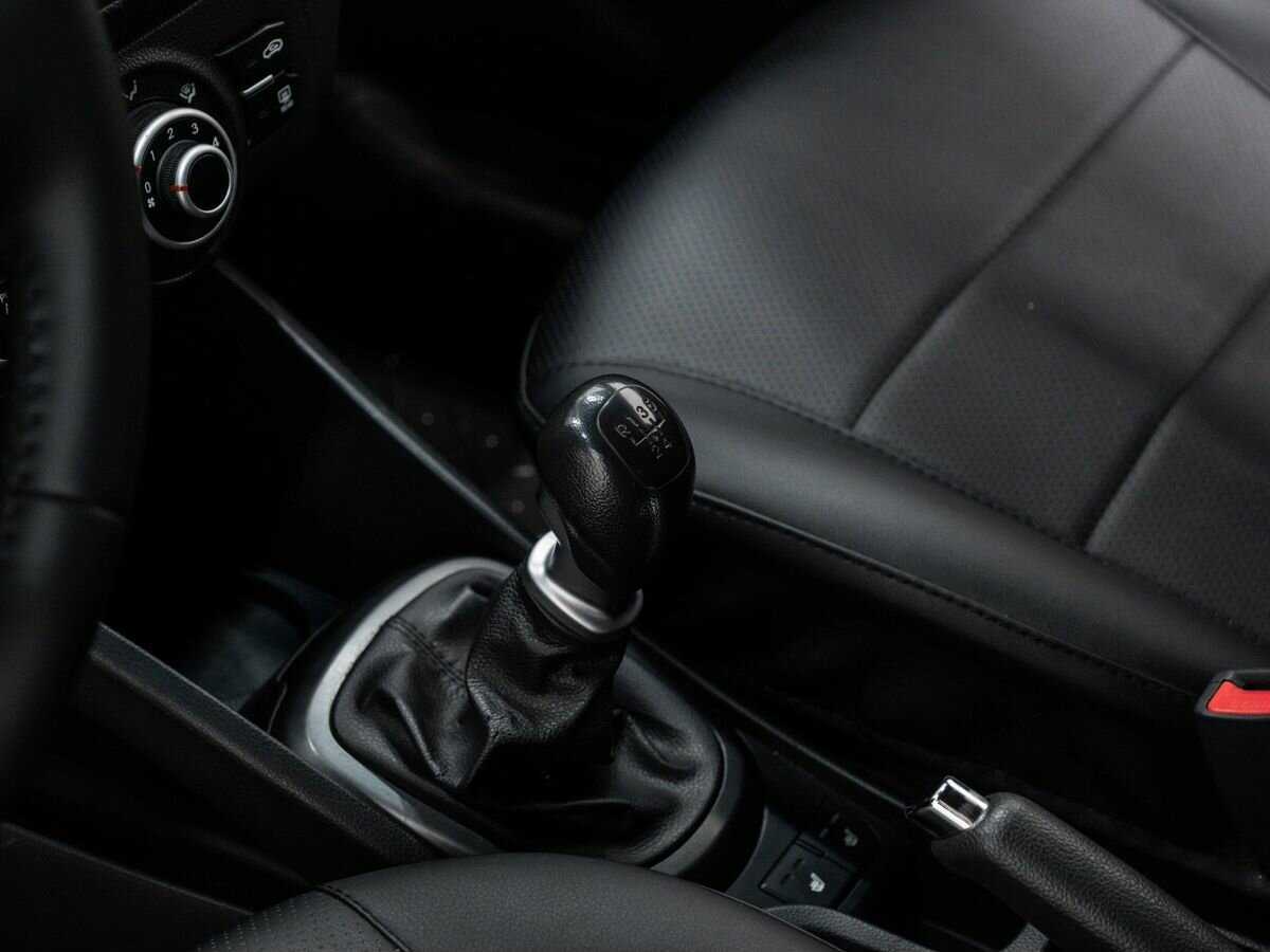 Kia Rio 5-speed, 2013 - Фото №18