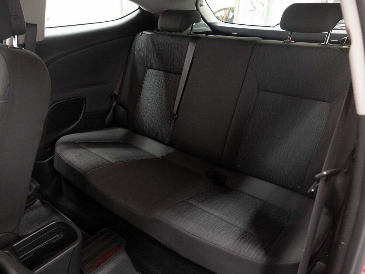 Opel Astra GTC, 2012 - Фото №10