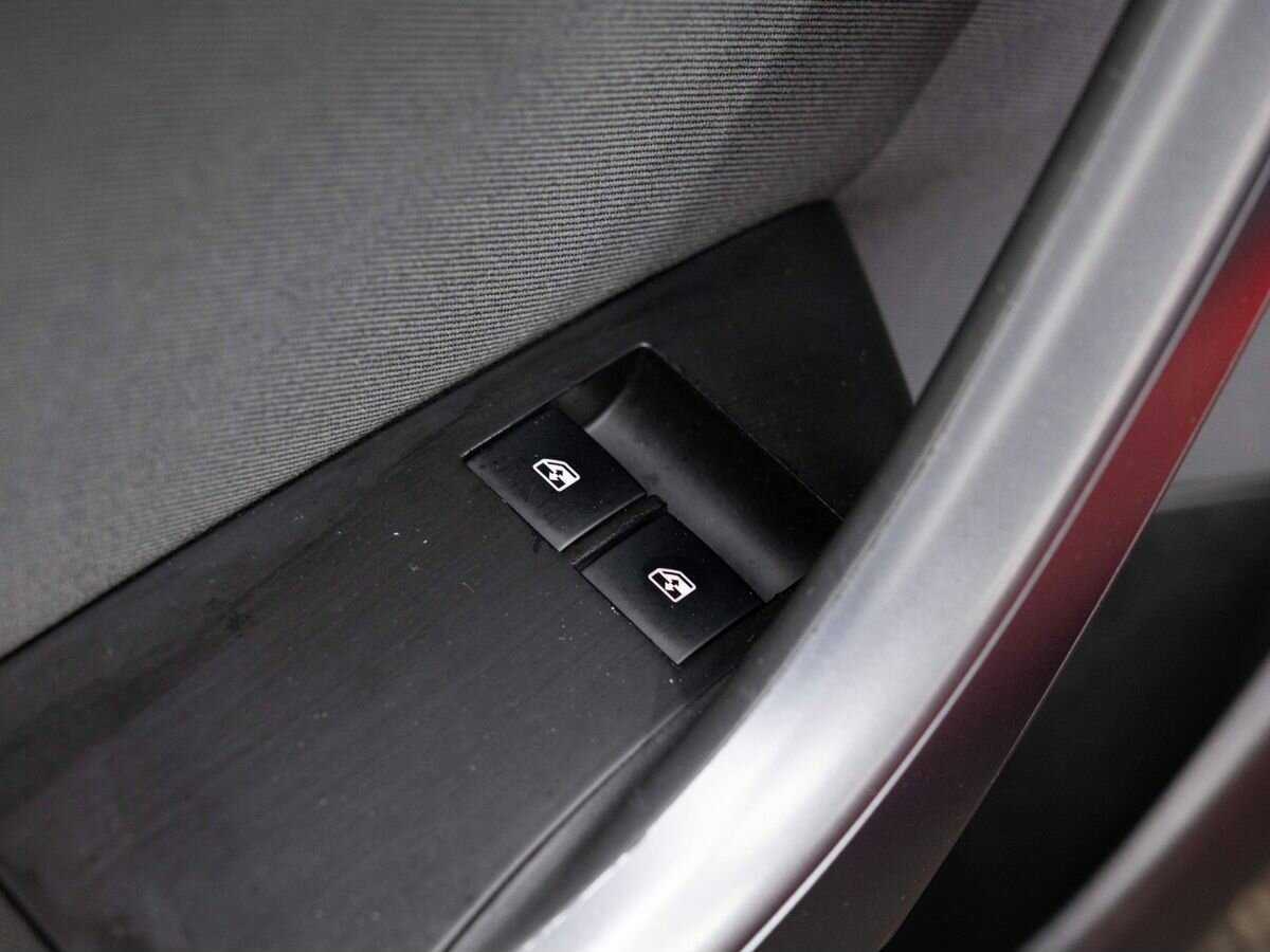 Opel Astra GTC, 2012 - Фото №19